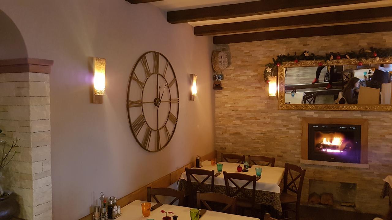 Boutique Luna krevet i doručak 3*